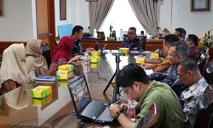 Bikin Khawatir! Bupati Kutim Cek Dapur Makan Bergizi Gratis