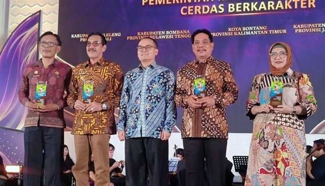 Bontang Raih Penghargaan Kota Cerdas Berkarakter 2024 dari Kemendikbudristek