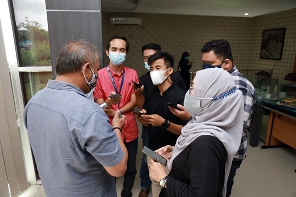 Dewan Pers Larang Wartawan Terima THR kecuali dari Tempatnya Bekerja