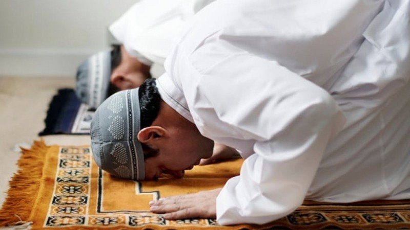 Kisah Sahabat yang Enggan Pakai Kendaraan ke Masjid untuk Salat Berjemaah