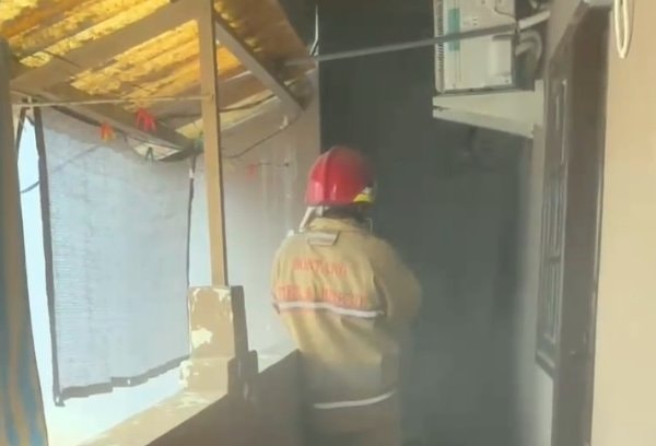Senja yang Panik di BSD Bontang, Indekos Nyaris Ludes Dilalap Api