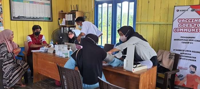 Ribuan Warga Paser Desa Terpencil Divaksin Covid-19
