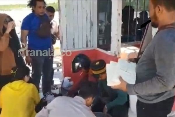 Detik-Detik Polisi Tangkap Wanita asal Tarakan Bawa 4 Kilogram Sabu