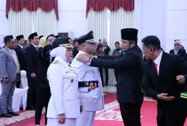 Dilantik Gubernur Kaltim, Sri Juniarsih–Gamalis Lanjutkan Kepemimpinan Berau Periode 2025–2030