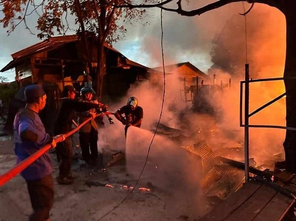 Jelang Berbuka Puasa, 11 Rumah di Loa Kulu Terbakar, Kerugian Ditaksir Rp1 Miliar