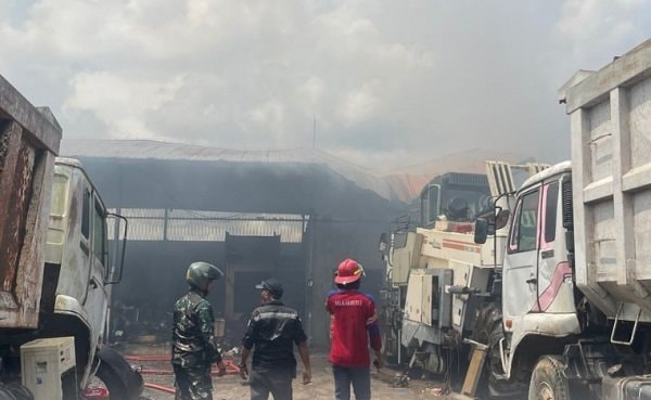 Api Melalap Bangunan PT Jassin Berau, Kerugian Ditaksir Rp4 Miliar