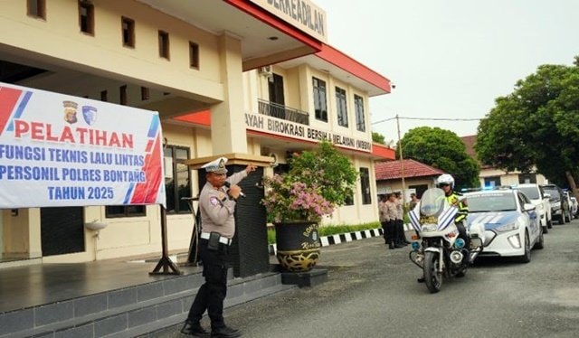 Pengamanan Lalu Lintas Diperkuat, Polres Bontang Latih Personel Tangani Kasus Kompleks
