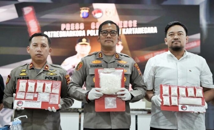 Kurir Dibayar Rp800 Ribu, Sabu Senilai Rp2,7 Miliar Dibawa Keliling Kukar, Satu Masih Buron