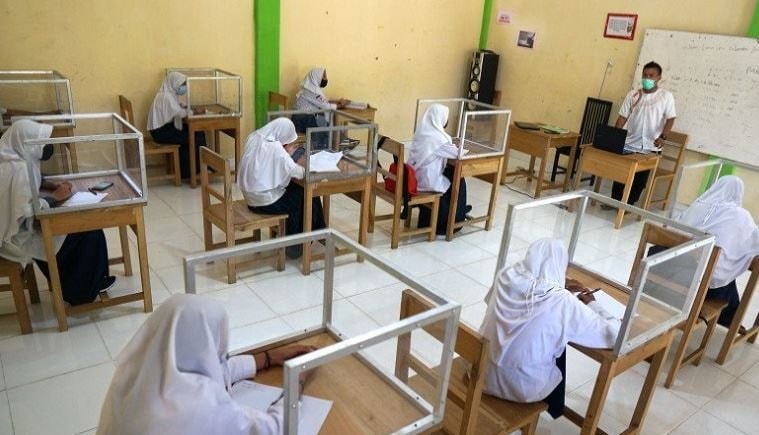 333 Guru Divaksin, Samarinda Siap-Siap Belajar Tatap Muka