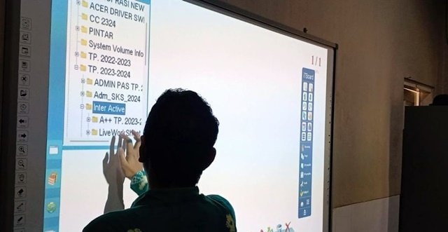 Pengadaan Papan Tulis Pintar Capai Rp26 Miliar, Disdikbud Bontang Sebut Lanjutan Program Tahun Sebelumnya