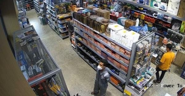 Aksi Pria di Balikpapan Terekam CCTV Curi Bor Listrik, Pemilik Toko Pilih Damai
