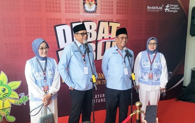 Basri Rase-Chusnul Dhihin Tak Mau Menjatuhkan Paslon Lain di Debat Pilkada Bontang 2024