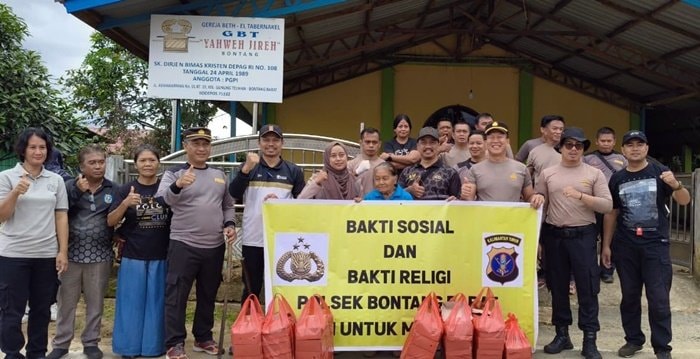 Bersih-Bersih Rumah Ibadah, Cara Gunung Telihan dan Polsek Bontang Barat Rawat Toleransi dan Kebersamaan