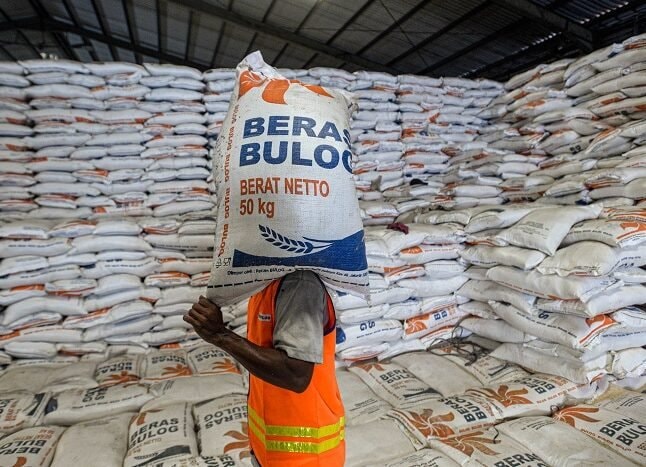 Bulog Kaltim-Kaltara Pastikan Stok 28.900 Ton, Harga Beras Jelang Nataru Tetap Stabil