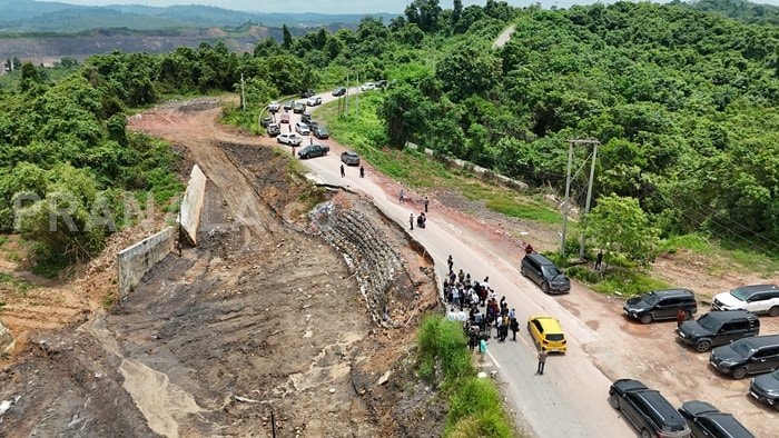 Jalan Nasional Rusak Parah, Tambang Batu Bara KPC Kucurkan Rp7,3 Miliar untuk Perbaikan Jalur Sangatta–Bengalon