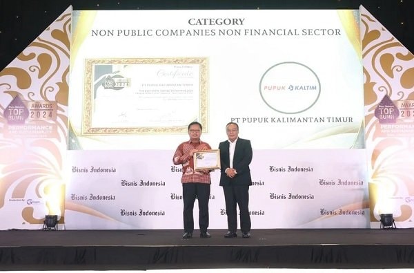Pupuk Kaltim Raih Penghargaan The Best State Owned Enterprise di TOP BUMN Awards 2024