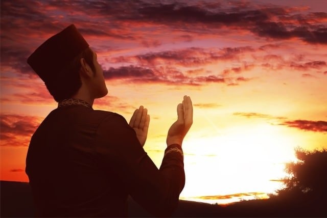Keutamaan Salawat Jibril, Buka Pintu Rahmat dan Rezeki