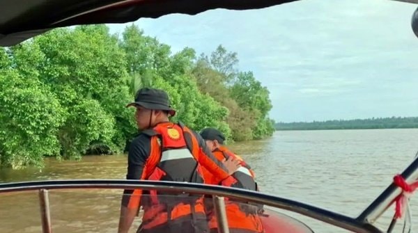 Tim SAR Sisir Sungai Belayan Kaltim, Cari Bocah Hilang yang Diseret Buaya sejak 3 Hari Lalu