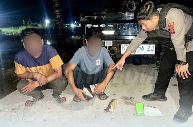 Dua Pria asal Kutim Kepergok Simpan Sisa Sabu di Mobil