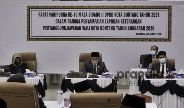 Tolong Segera Dirikan Lapak Sementara Pasar Lok Tuan!