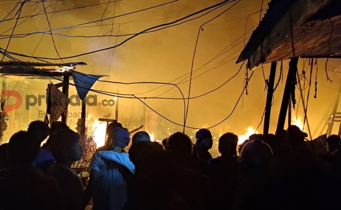 Kebakaran di Bontang: Parkir Liar dan Jalan Sempit Bikin Mobil Damkar Sulit Masuk