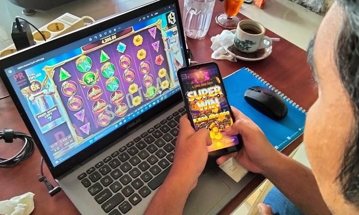 Heboh Inisial T, Netizen Ramai Menebak Sosok Bandar Judi Online di Indonesia