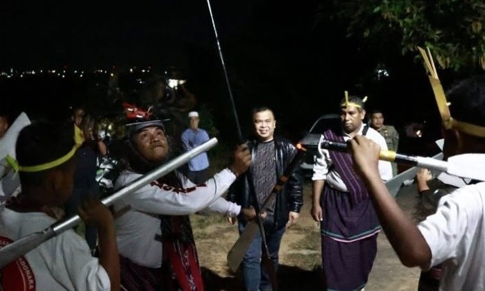 Kerukunan Masyarakat Adonara Bontang Dilantik, Wawali Tekankan Persatuan dan Kebersamaan