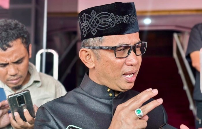 Menuju Balikpapan Lebih Estetik, Kabel dan Spanduk Ditertibkan