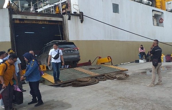 Jumlah Penumpang dan Kendaraan Meroket di Keberangkatan Terakhir Arus Mudik Jalur Pelabuhan Lok Tuan