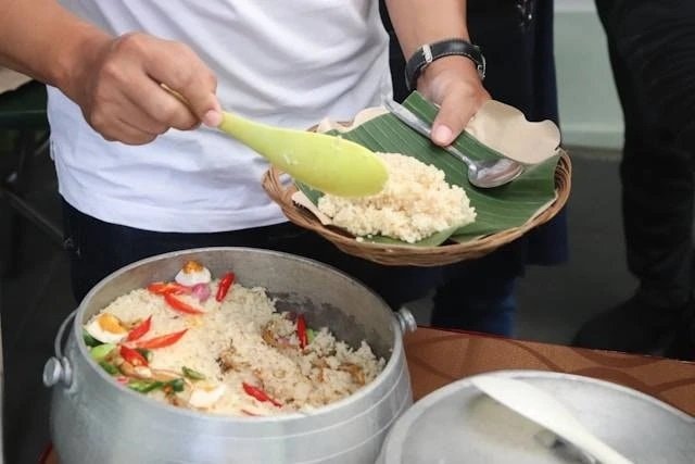 Kuliner Kaltim Makin Diburu, dari Gence Ruan hingga Ayam Cincane