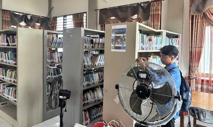 Perpustakaan Kutim Sepi Peminat, Gedung Sempit dan Panas