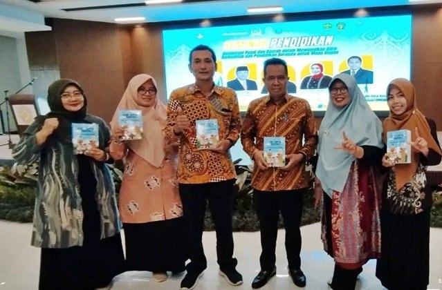 Guru SMP SMP Negeri 5 Sangatta Utara Kutim Ukir Prestasi Nasional, Dua Kali Bersinar di FLN