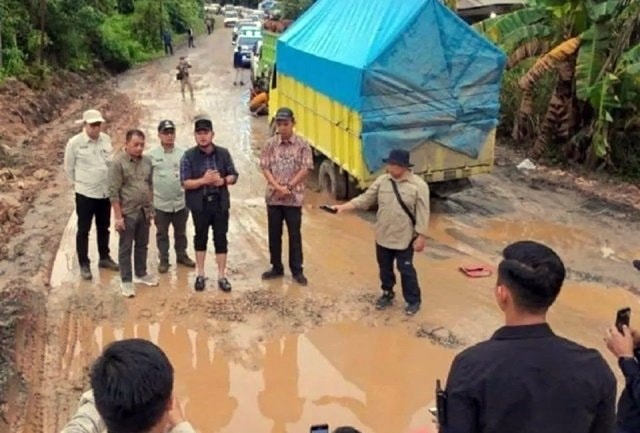 Satu-satunya Akses Darat ke Mahakam Ulu Rusak Parah