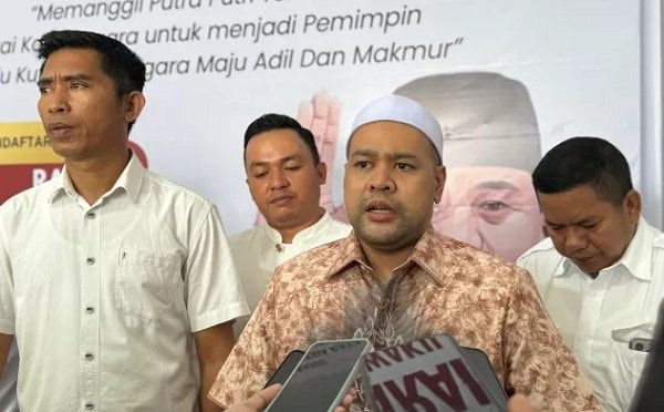 Akhmed Reza Fahlevi Resmi Daftar Cawabup Kutai Kartanegara