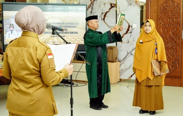 Yuti Nurhayati Resmi Jabat Kabag Pemerintahan Setda Bontang
