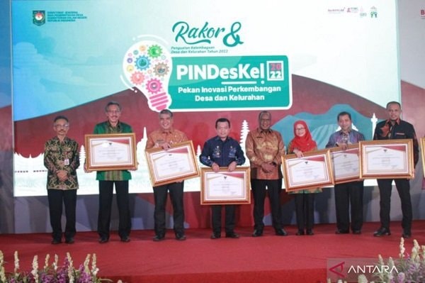 Kaltim Borong Juara di Lomba Desa dan Kelurahan
