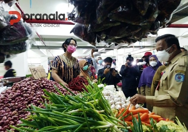 Stok Sembako Aman, Hujan dan Hama Picu Kenaikan Harga