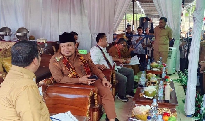 Gubernur Kaltim Mediasi Bontang-Kutim, Janji Pastikan Hak Warga Sidrap Terpenuhi