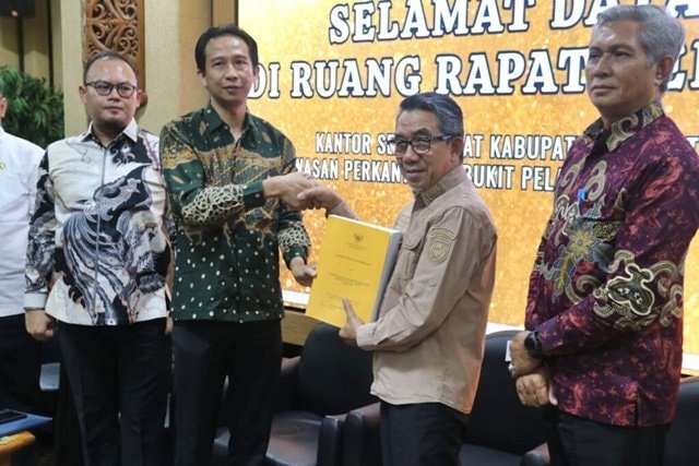 Curhat Bupati Kutim usai Terima Temuan BPK: Pekerjaan Pemerintah Sangat Rumit