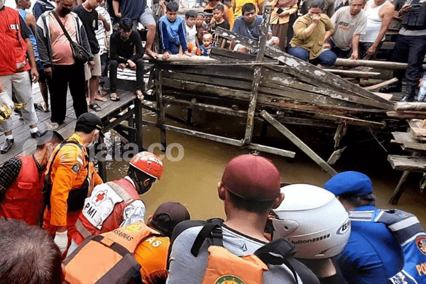Mayat Misterius Ditemukan Mengambang di Sungai Mahakam, Siapa Dia?