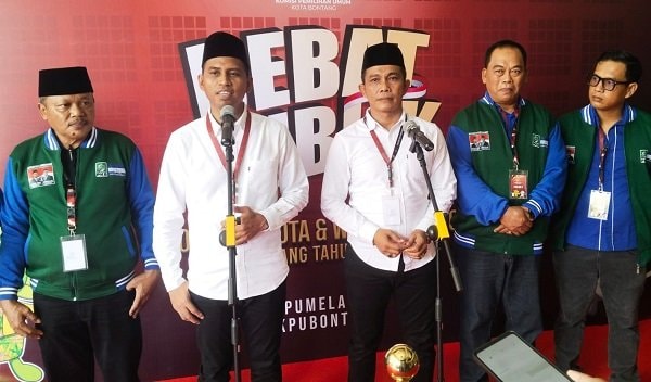 Sutomo Jabir Tampil Percaya Diri, Nasrullah Tanpa Persiapan Khusus di Debat Perdana Pilkada Bontang 2024