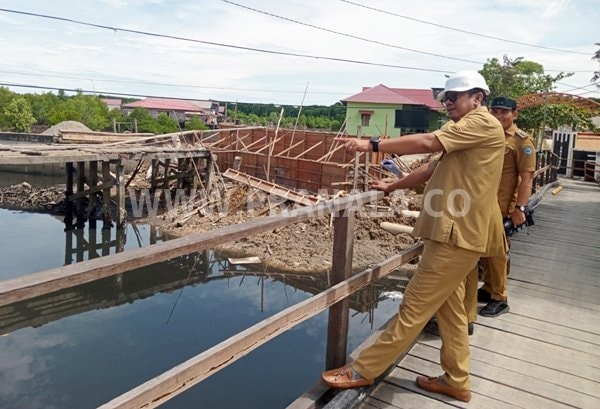 Sidak Proyek Jembatan dan Jalan, Wali Kota Bontang: Jika Molor, Fungsi dan Manfaat untuk Warga Terganggu