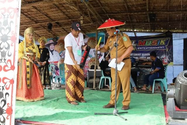 Meriahnya Festival Kampoeng Seraong Desa Jembayan Tengah