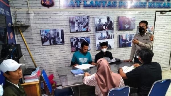 Takut Tak Lulus Ujian Praktik SIM? Polres Kukar Siapkan Bimbel dan Latihan Berkendara