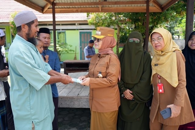 Dukung Peningkatan Fasilitas Pendidikan, Tiga Pesantren di Bontang Terima Bantuan