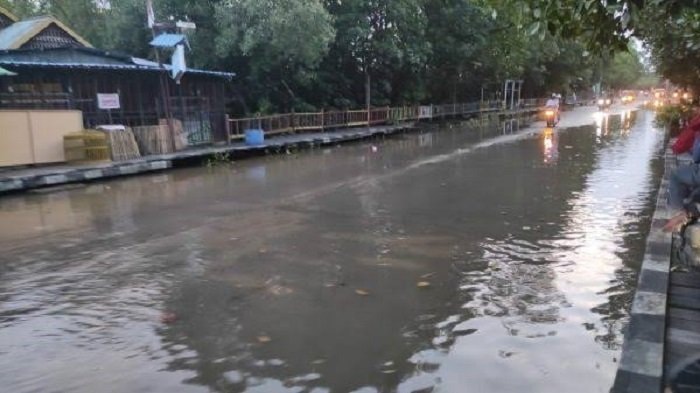 Sore Ini Pesisir Bontang Kembali Dilanda Banjir Rob, Bontang Kuala Siaga