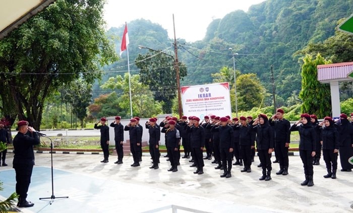 Bersih-Bersih Rutan, Pangkajene Komit Perangi Narkoba dan Gawai Ilegal