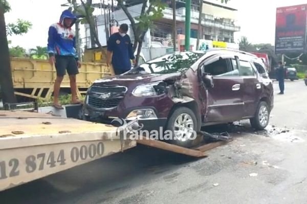 Kecelakaan Beruntun di Samarinda, Pemotor Tewas, Diduga Rem Blong
