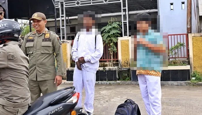 Satpol PP Bontang Amankan Tiga Siswa yang Bolos, Langsung Diantar Kembali ke Sekolah