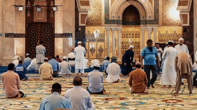 MUI Kaltim Imbau Salat Jumat Diganti Salat Zuhur